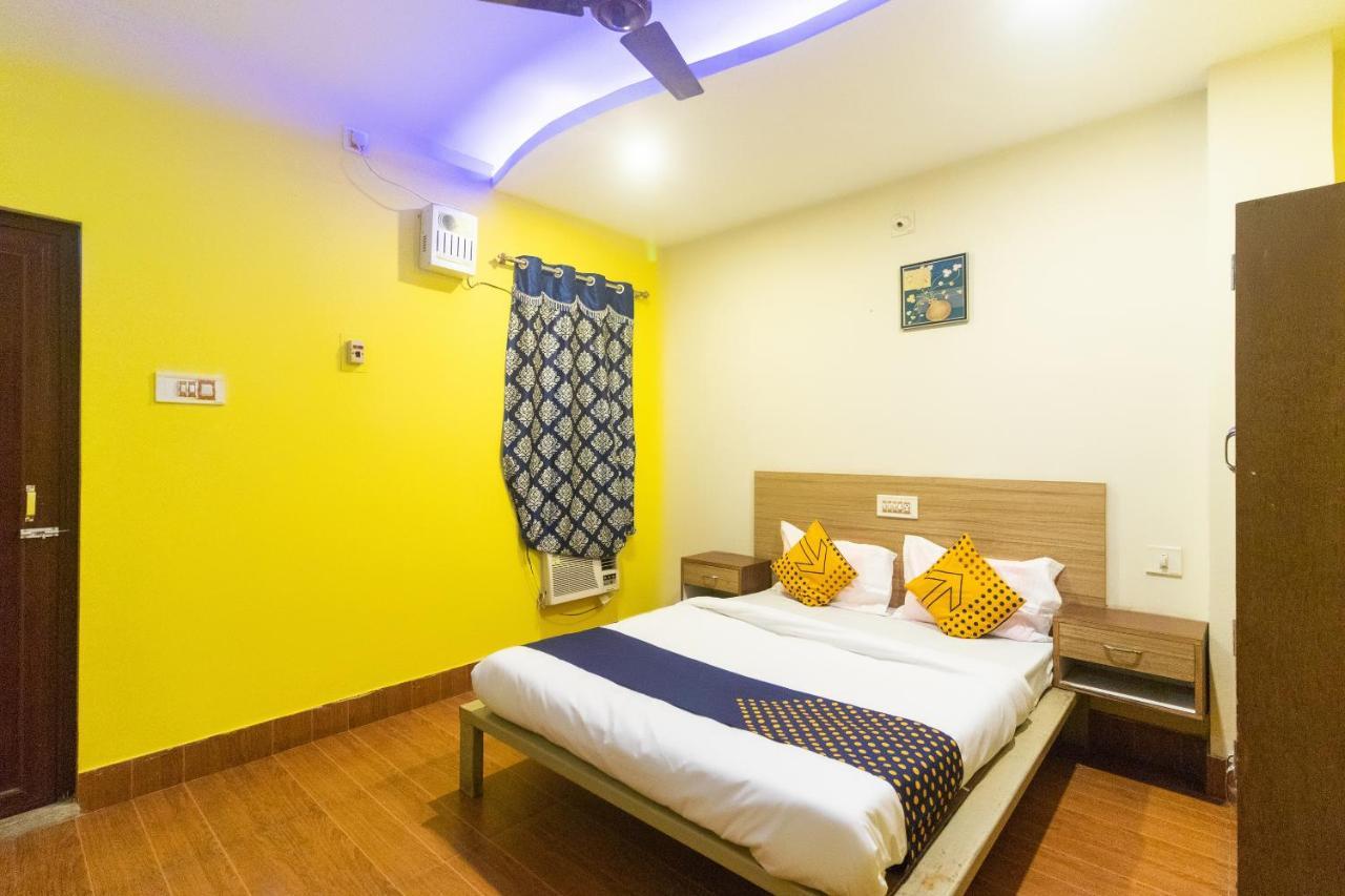 Spot On Prabir Residency Inn Urāli Kültér fotó