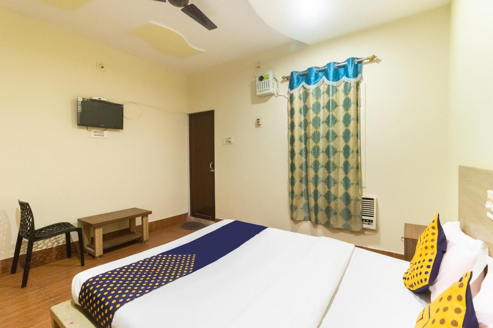 Spot On Prabir Residency Inn Urāli Kültér fotó