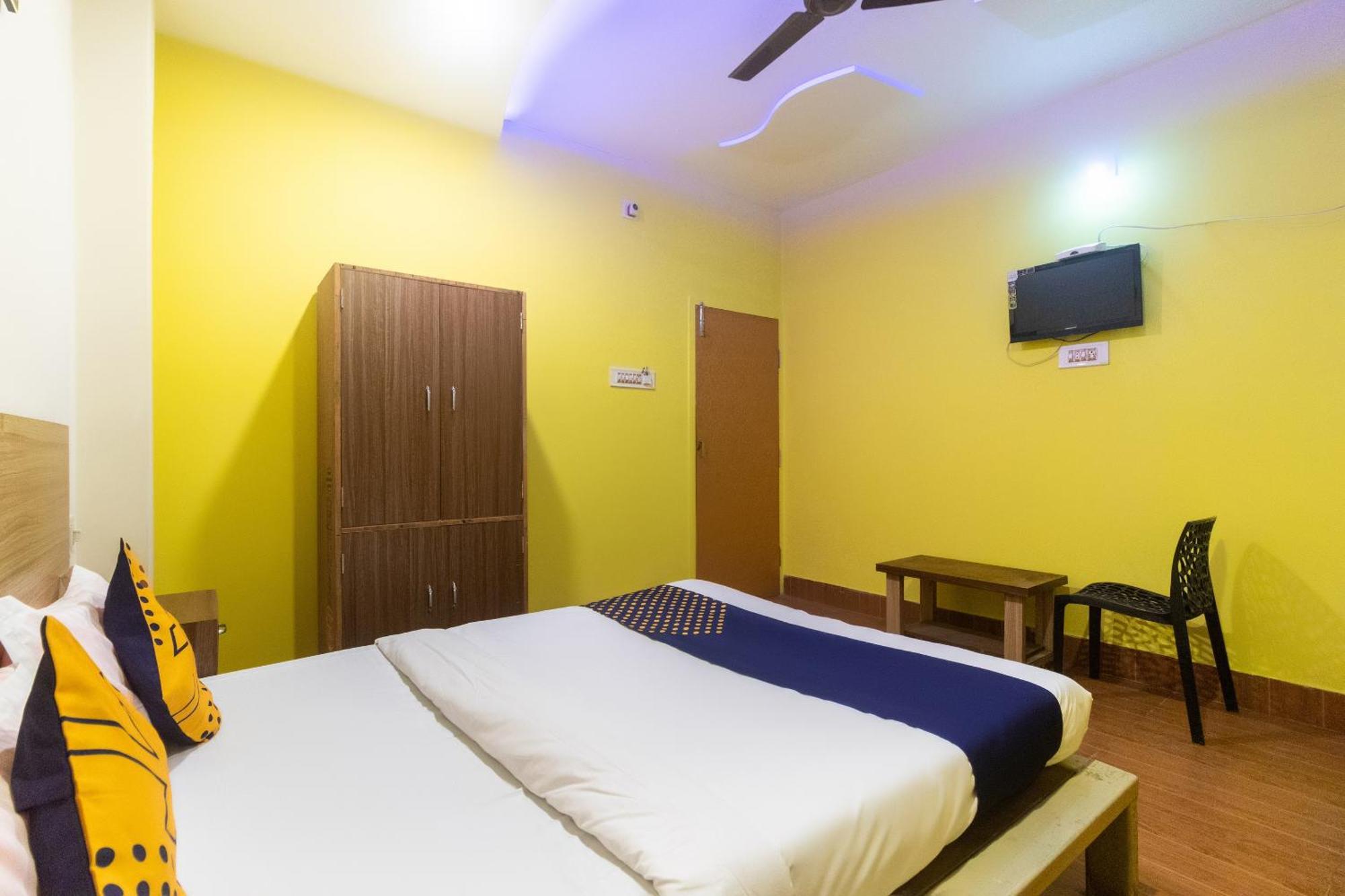 Spot On Prabir Residency Inn Urāli Kültér fotó