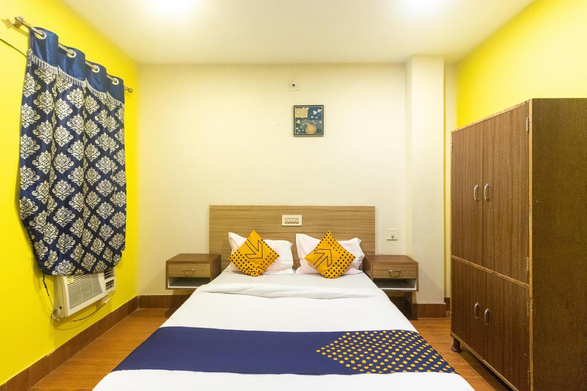 Spot On Prabir Residency Inn Urāli Kültér fotó