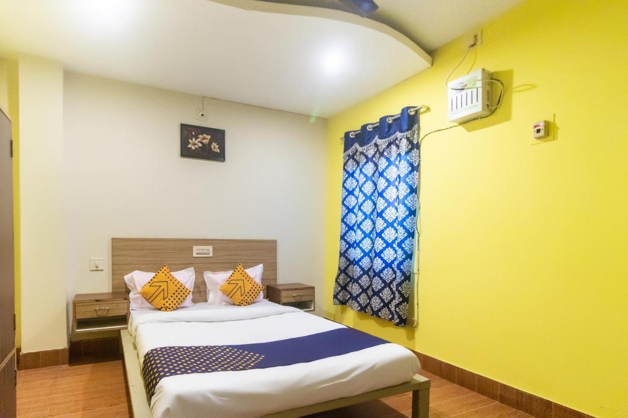 Spot On Prabir Residency Inn Urāli Kültér fotó